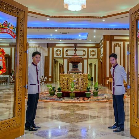 皇家阿斯特尔酒店 Naypyidaw 外观 照片
